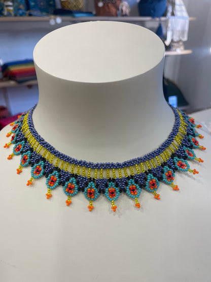Collana Embera Media, Fatta a mano in Telaio Manuale, Etnica.