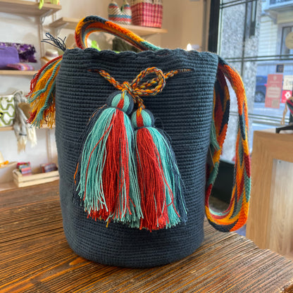 Mochila Wayuù Super Color Colombiana a Tracolla